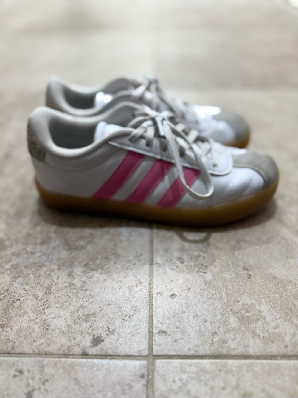 adidas girl VL 3.0